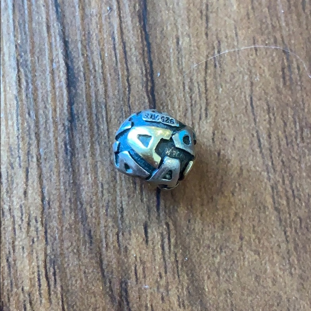 Pandora two-Tone a charm